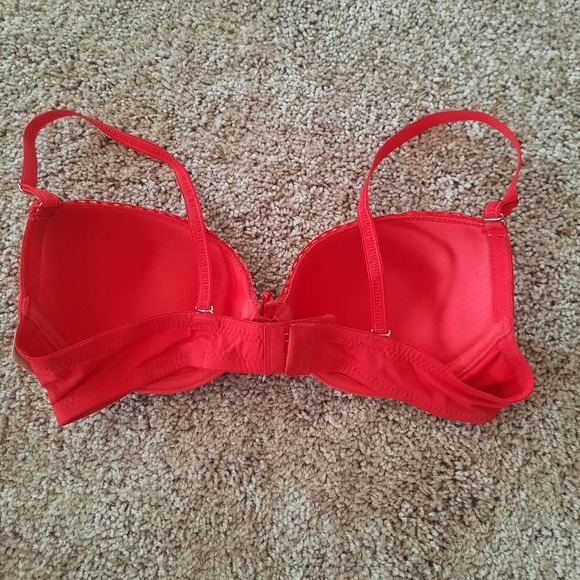 NWT Coobie 34 B Bra..  Padded Underwire, removable  straps - Picture 3 of 4